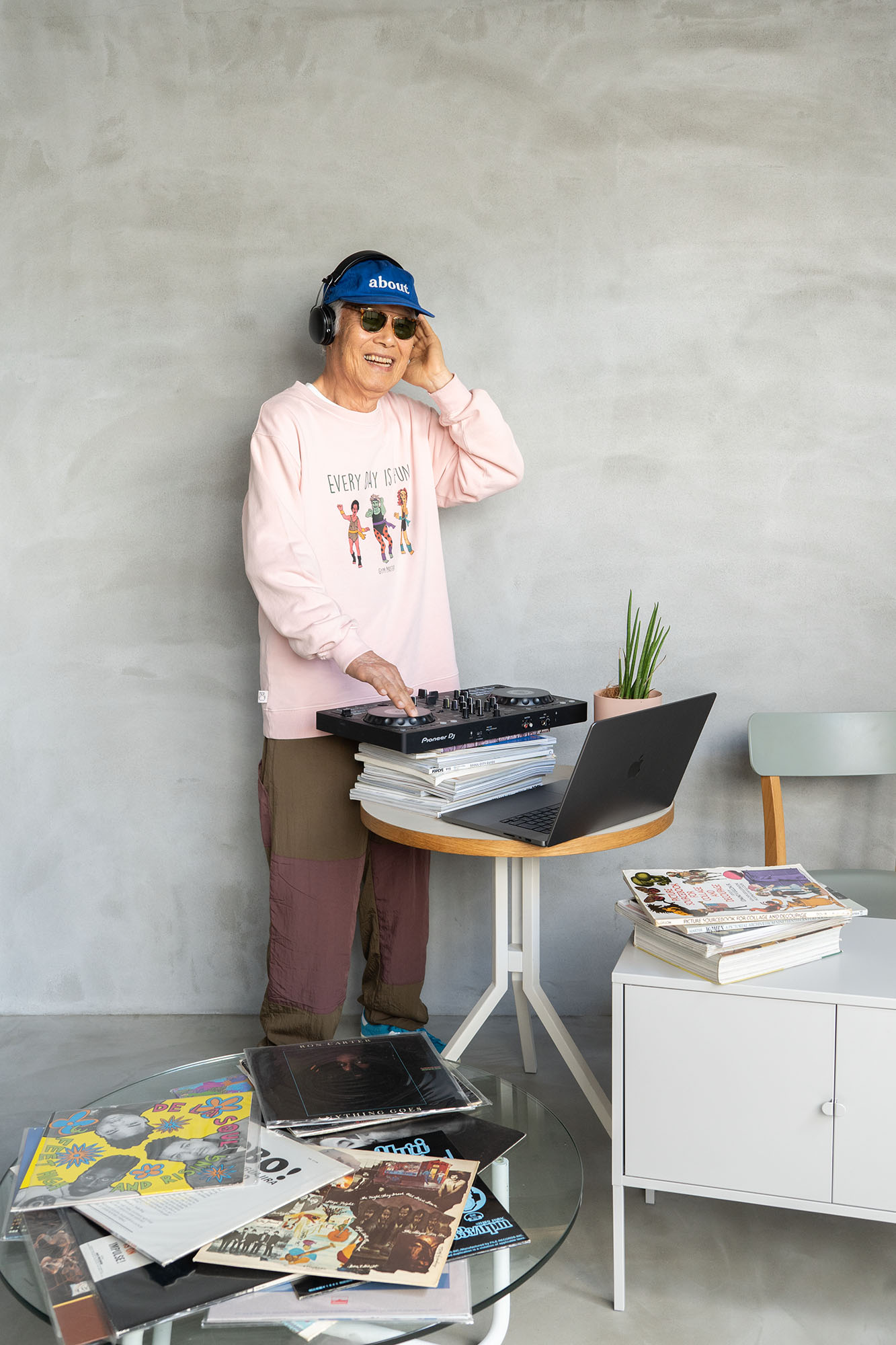 25FW Graphic Collection