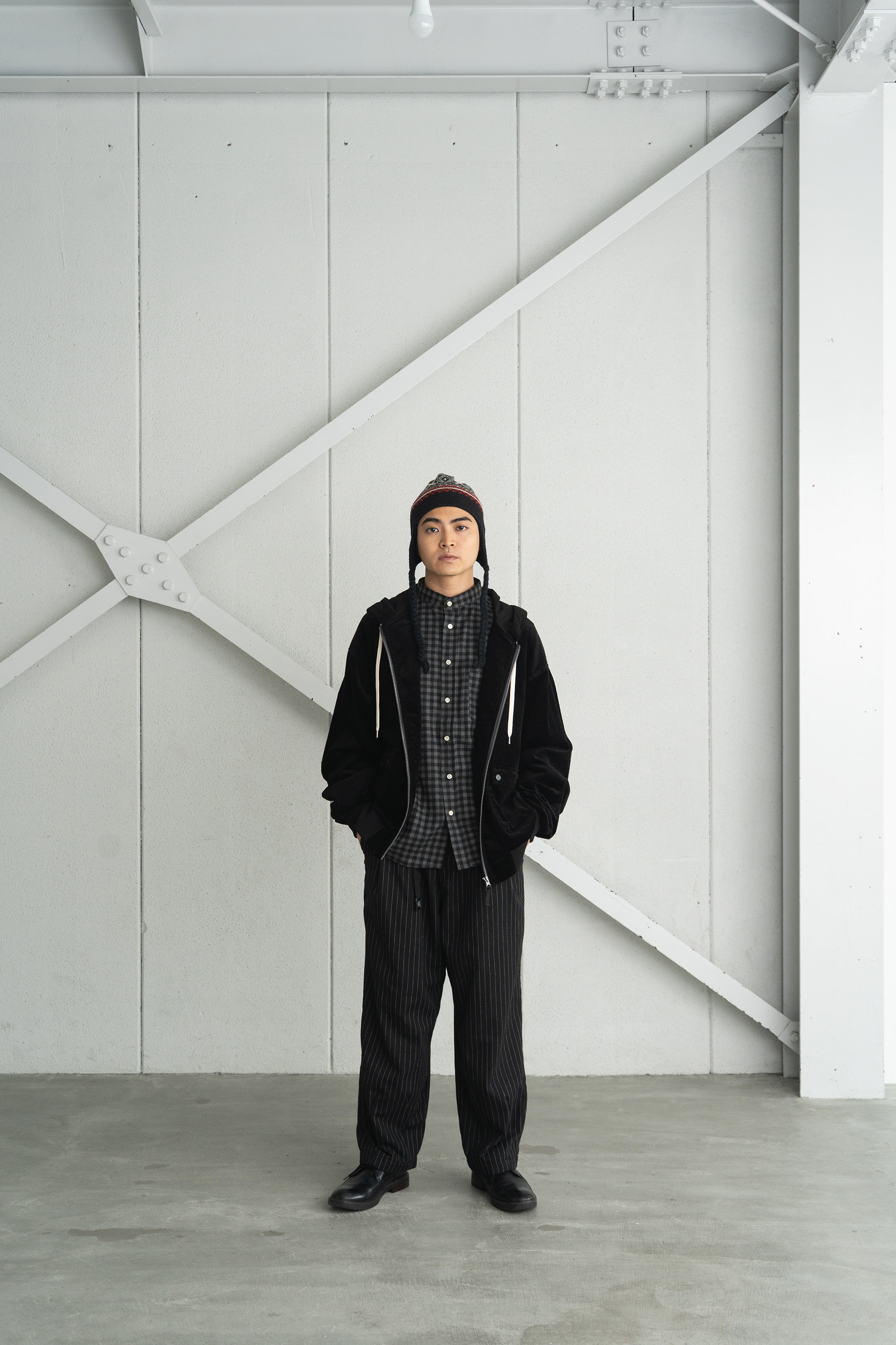 LOOK 03