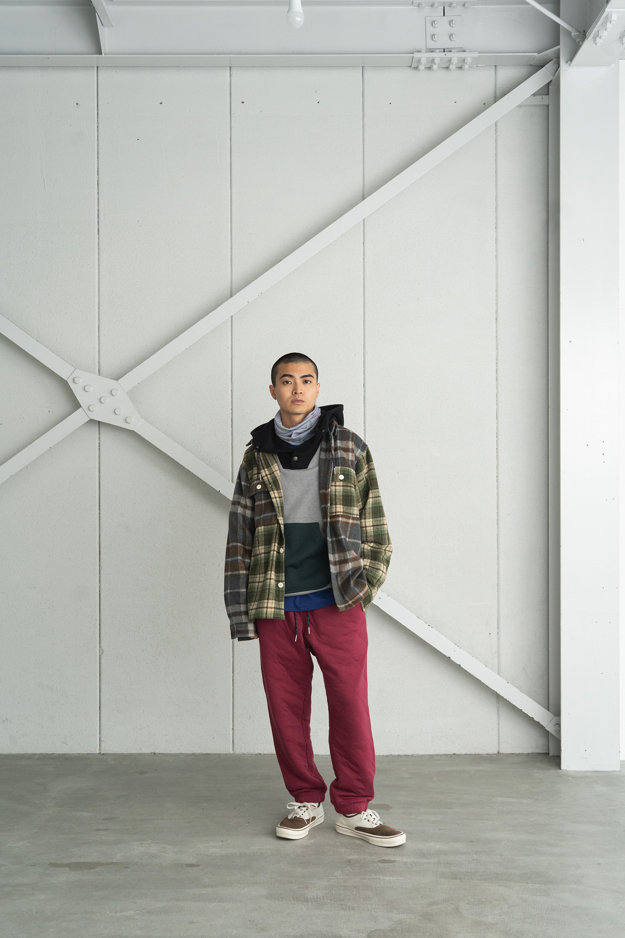 LOOK 03