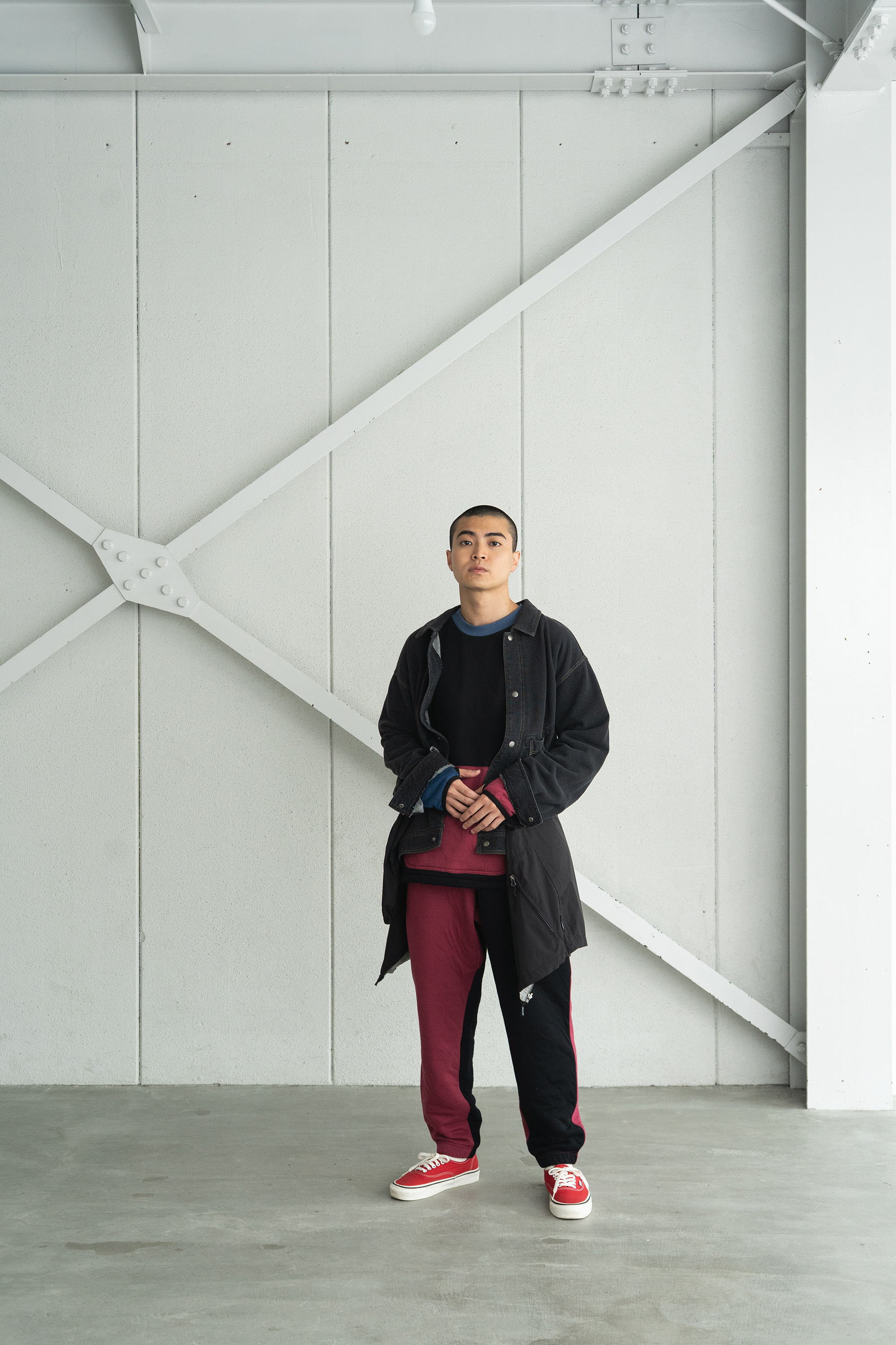 LOOK 03